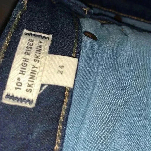 Madewell 10” High Riser Skinny Skinny Jeans - Picture 7 of 9